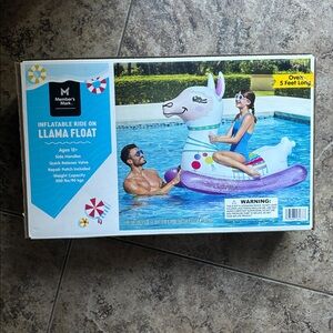 Member’s Mark Inflatable Llama Pool Float NEW NIB